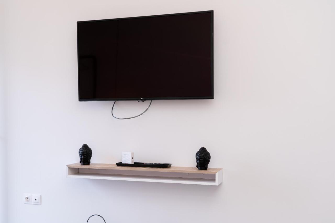 Cozy Modern Studiο _ Near The Center Of Athens Apartment Екстериор снимка
